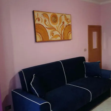 Casa Rosa 소그리아노 카보르
