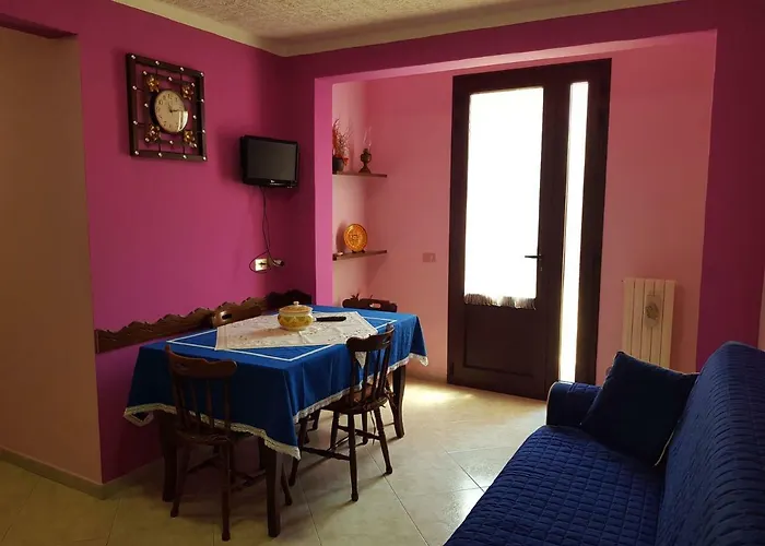 Casa Rosa Holiday home Sogliano Cavour